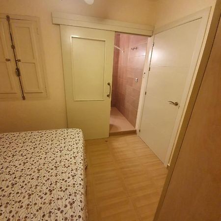 Room In Benidorm Downtown En Piso Compartido Alicante Exteriör bild