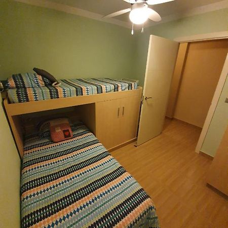 Room In Benidorm Downtown En Piso Compartido Alicante Exteriör bild
