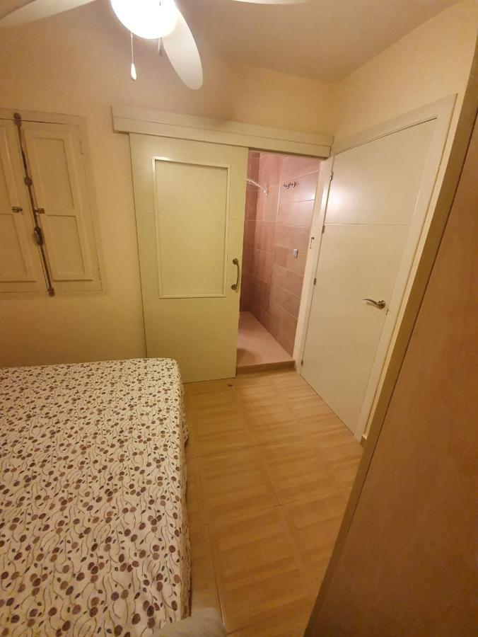 Room In Benidorm Downtown En Piso Compartido Alicante Exteriör bild