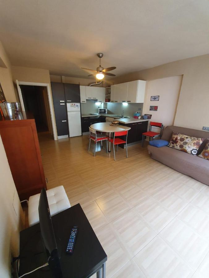 Room In Benidorm Downtown En Piso Compartido Alicante Exteriör bild