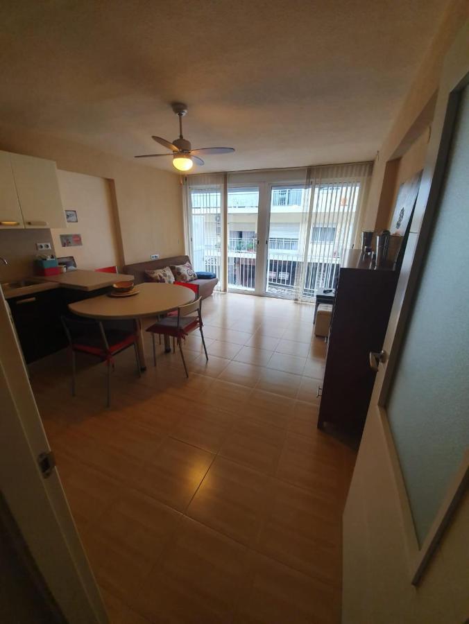 Room In Benidorm Downtown En Piso Compartido Alicante Exteriör bild